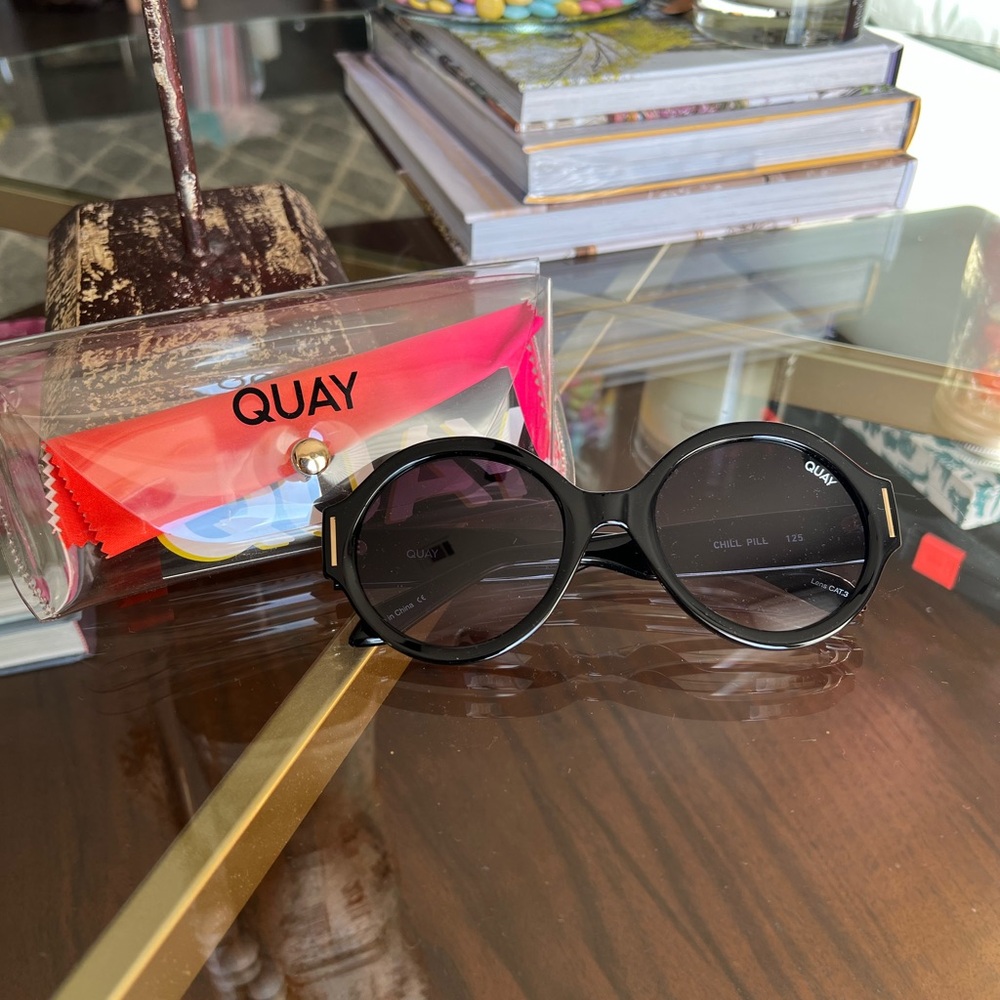 Quay Australia Black Sunglasses - Chill Pill